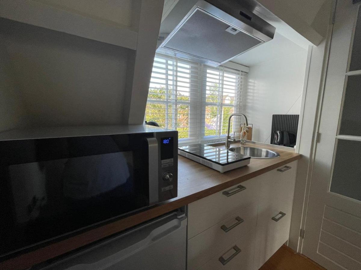 Coconut Apartment *